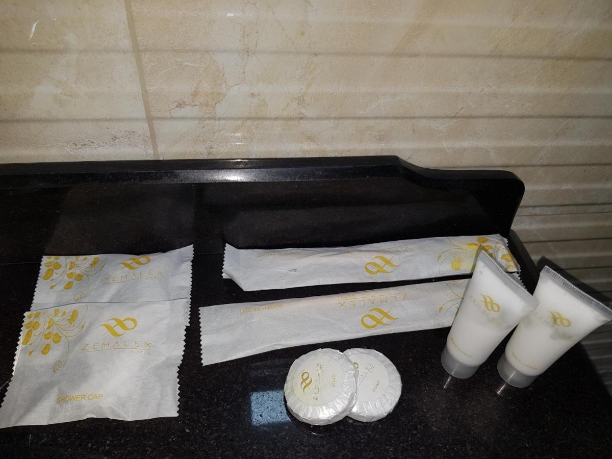 Zemalex Hotel 아디스아바바 외부 사진